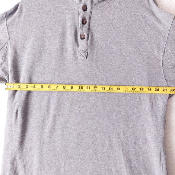 Duluth Trading Co Gray Henley Waffle Pattern Thermal Men's Size LT - Picture 7 of 14